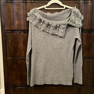 Passions, new,top with zipper on neck and pearls decoration, size S. Stretchable